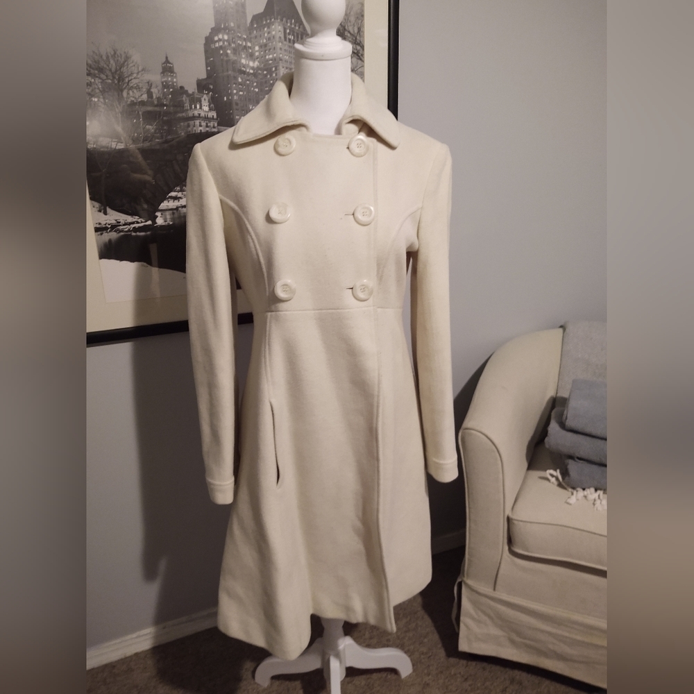 VIA Wool Double Breasted Pea Coat 🧥